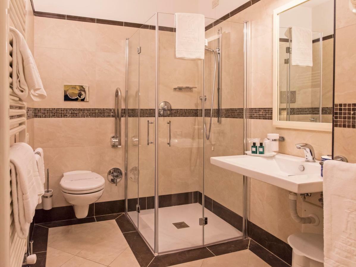 Hotel Armonia Pontedera Eksteriør bilde